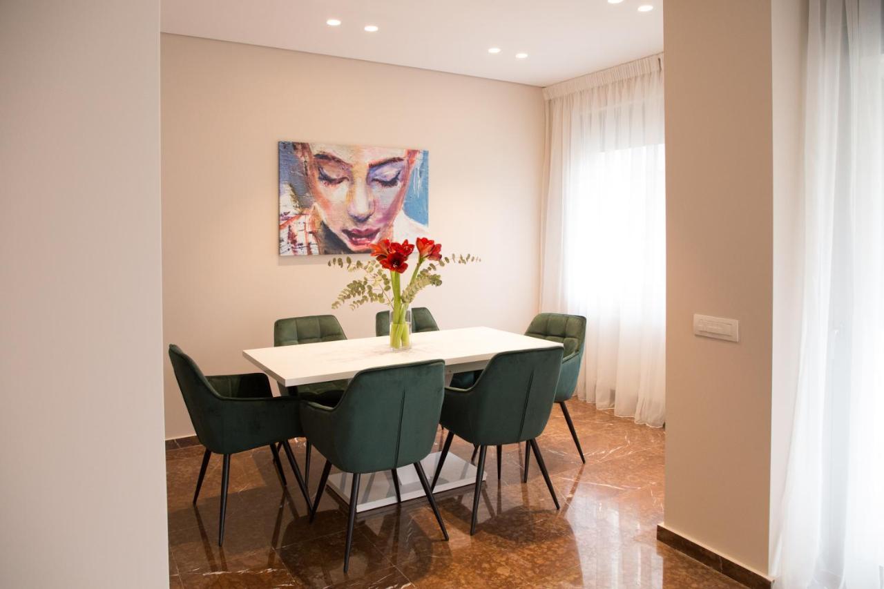 Athenais Luxury Apartment Екстер'єр фото