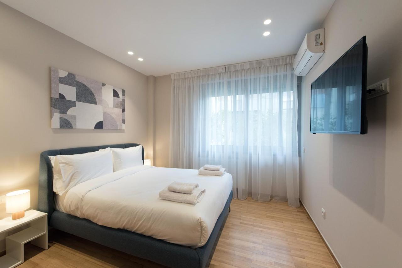 Athenais Luxury Apartment Екстер'єр фото