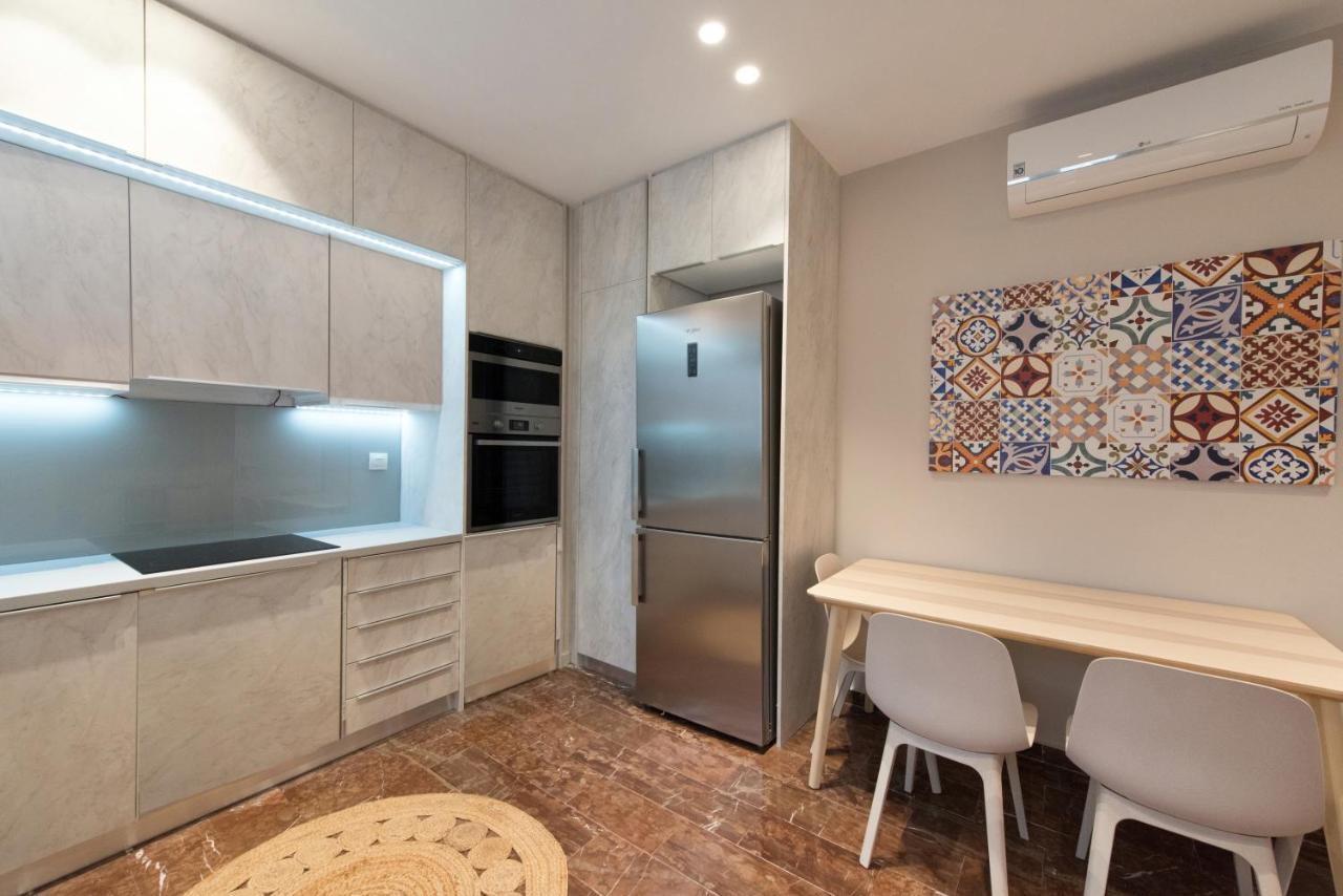 Athenais Luxury Apartment Екстер'єр фото