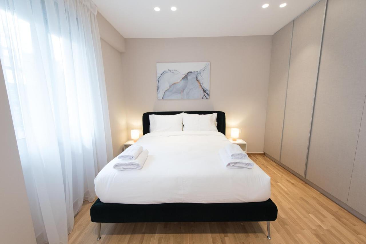 Athenais Luxury Apartment Екстер'єр фото
