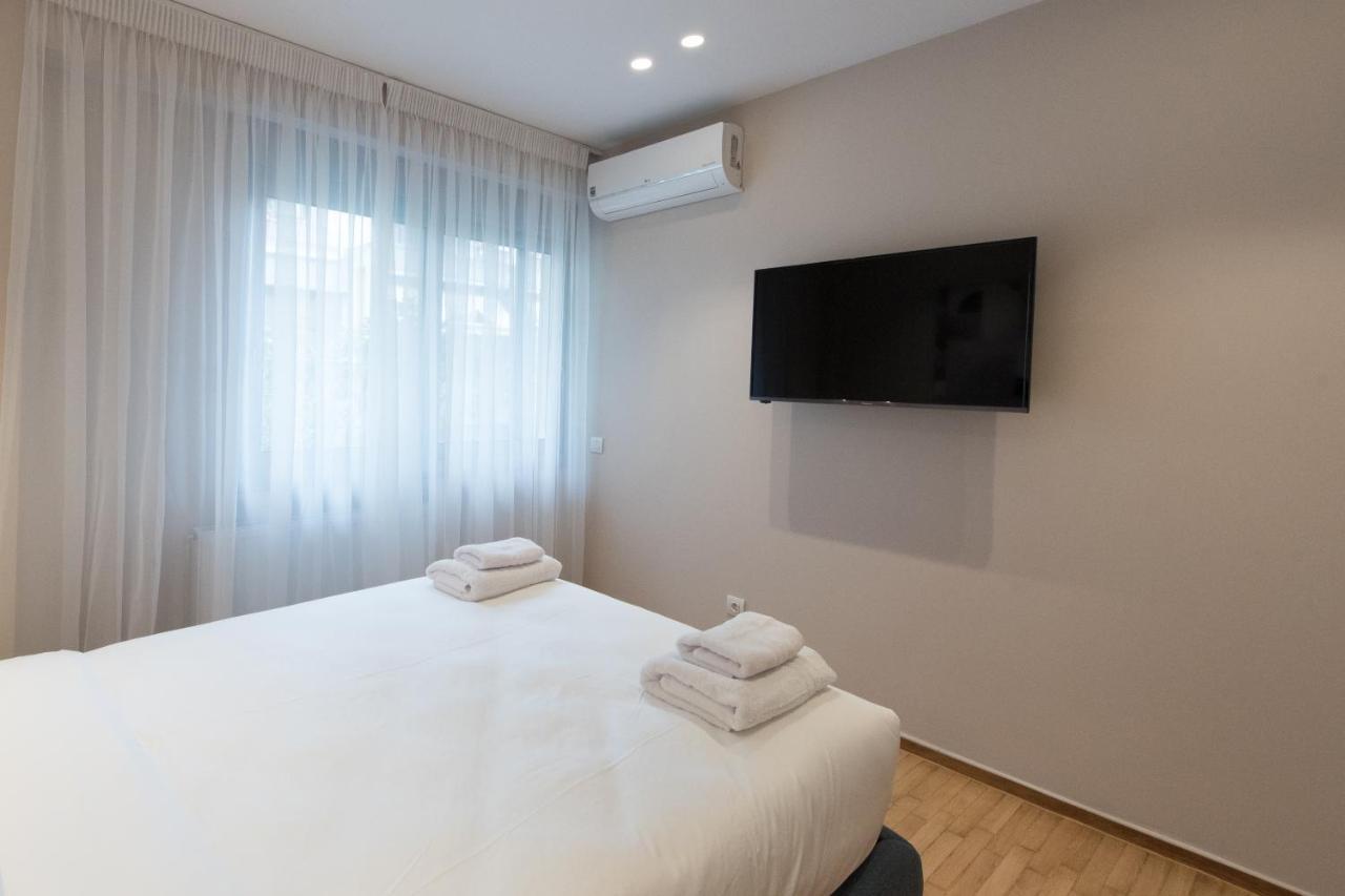 Athenais Luxury Apartment Екстер'єр фото